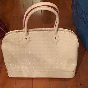 Cream Arcadia patent leather purse